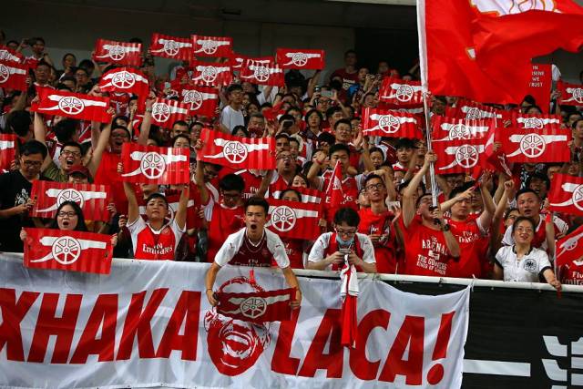 开云体育网址-莱万多夫斯基重返赛场，表现优异首场状态出色，加拿大队观众沸腾！的简单介绍-开云体育网址