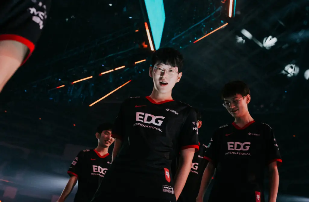 开云体育网址-Scout重要时刻出色发挥，FPX带队取胜！-开云体育网址