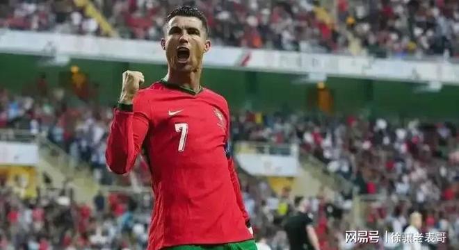 开云体育在线-C罗重要时刻败北，西班牙队带队取胜！-开云体育在线