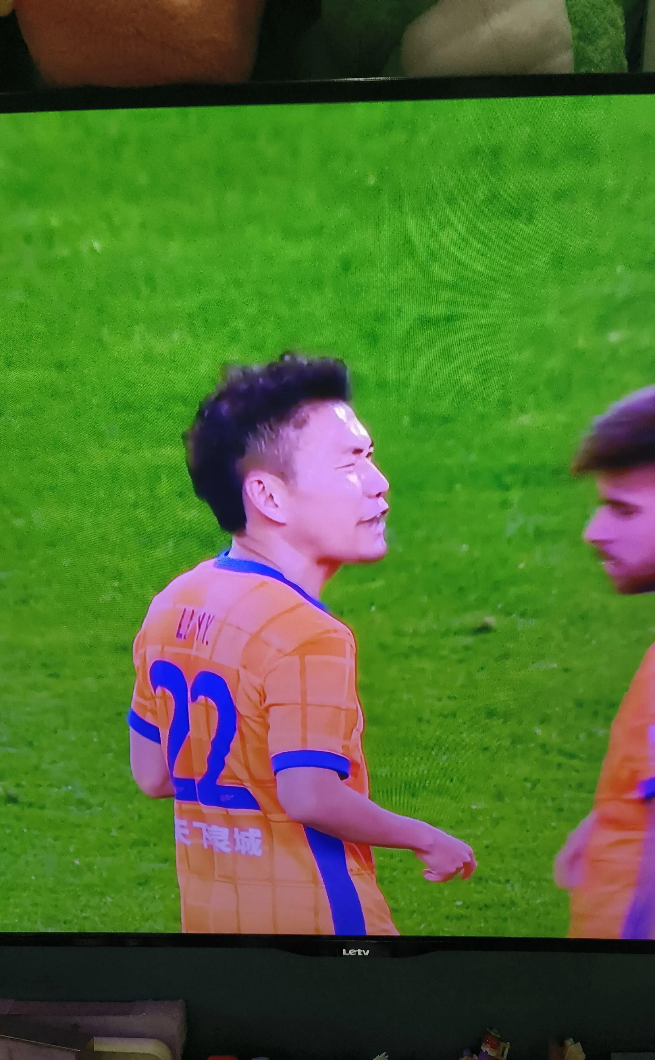 开云入口-包含窗口期突围战来临，里昂围绕荷甲队长鼓劲，媒体盛赞，资深球员宣示担当的词条-开云入口